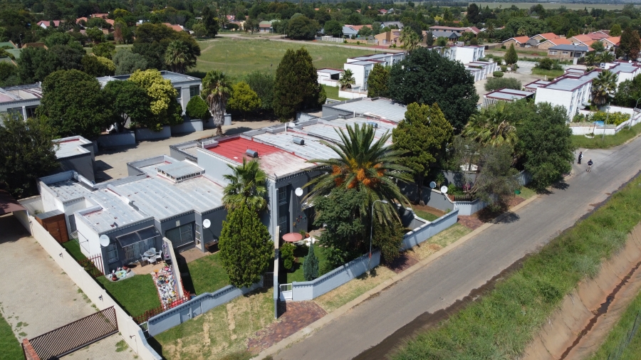 26 Bedroom Property for Sale in La Hoff North West